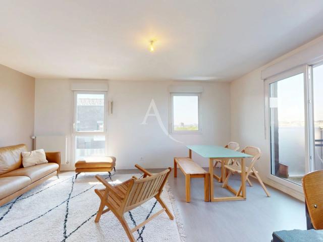 Appartement Meublé Ivry Sur Seine 3 pièces 78.65 m² avec 3 bal