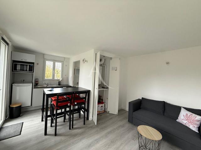 Appartement meublé La Roche Sur Yon 1 pièce s 17.75 m2