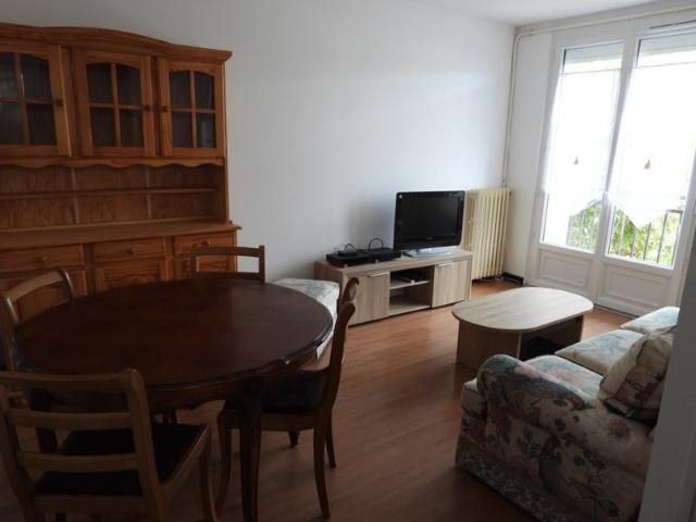 APPARTEMENT MEUBLE NON OCCUPE. COLOCATION