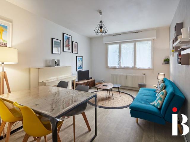 Appartement MEUBLE Nantes 3 pièce s 55.77 m2