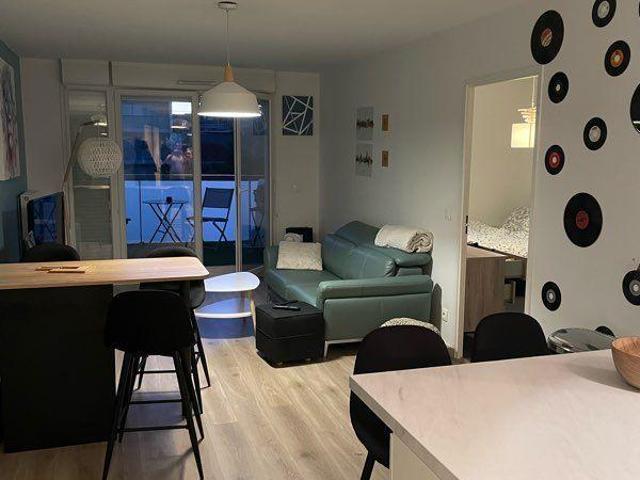 Appartement meublé neuf avec balcon et parking