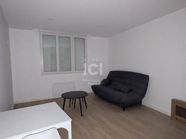 APPARTEMENT MEUBLE STUDIO 23.75Mï¿½ LA CHAPELLE HEULIN