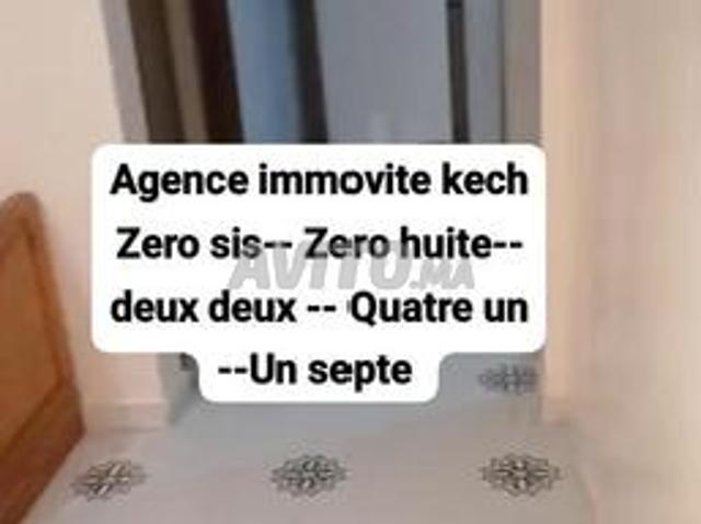 Appartement Meublé Standard 3ème à côté aéroport 2600dh