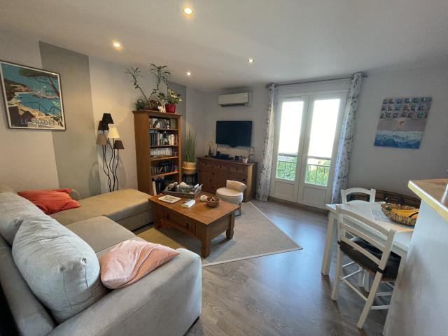 Appartement MEUBLE + PARKING PRIVATIF