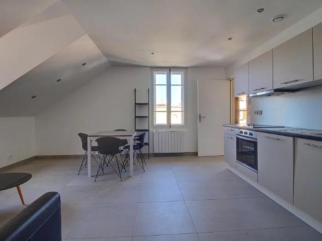 Appartement meublé récent proche de Genève