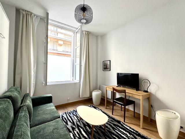 Appartement meublé rénové – Rue Duret, 75116
