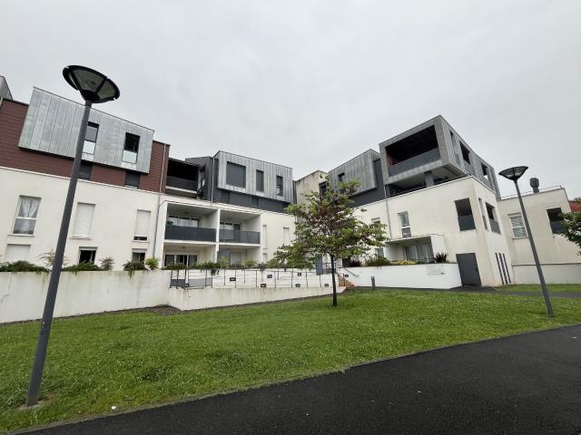 Appartement meublé Résidence récente Parking en sous sol Billère