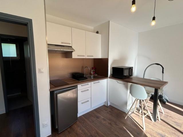 APPARTEMENT MEUBLE T1 BIS