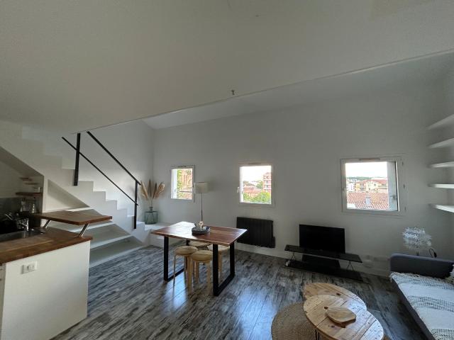 Appartement meublé T2 Duplex Secteur patte d'Oie