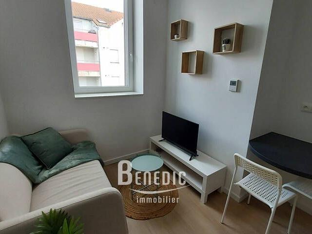 APPARTEMENT MEUBLE T2 TOUT INCLUS