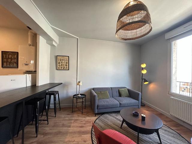 APPARTEMENT MEUBLÉ T3 54 M² HYPER CENTRE BOULINGRIN