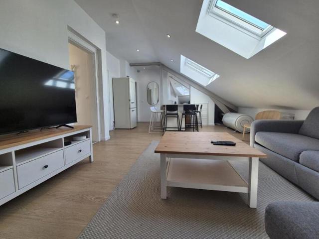 Appartement meublé T5 75 m2 Avenue de Laon