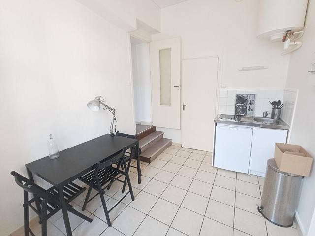 Appartement meublé Tours 1 pièce s 29.7 m2