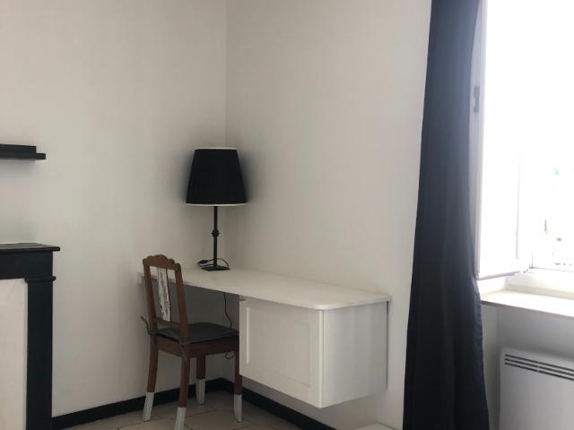 Appartement Meublé Versailles Montreuil 2 pièces 27.98 m2, Versailles