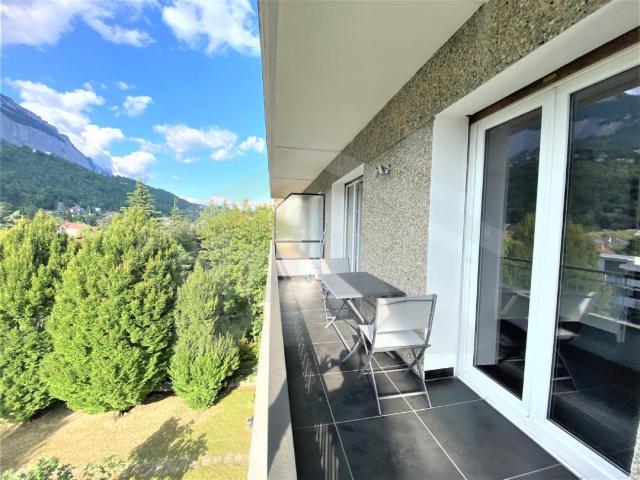 Appartement Meylan, France