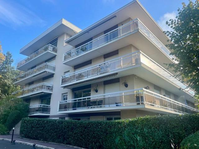 Appartement Montmorency 5 pièce s