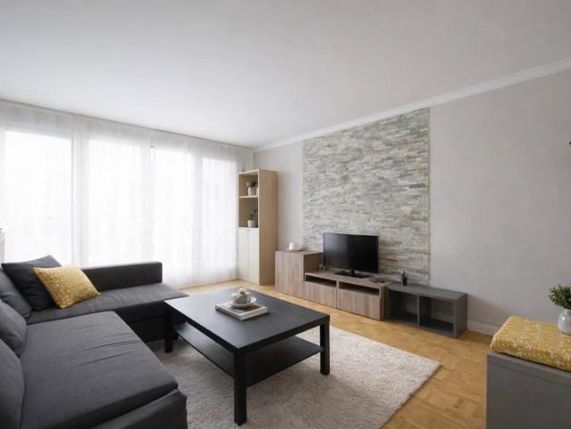 Appartement Montrouge 3 pièce s 69.25 m2 Parking et cave