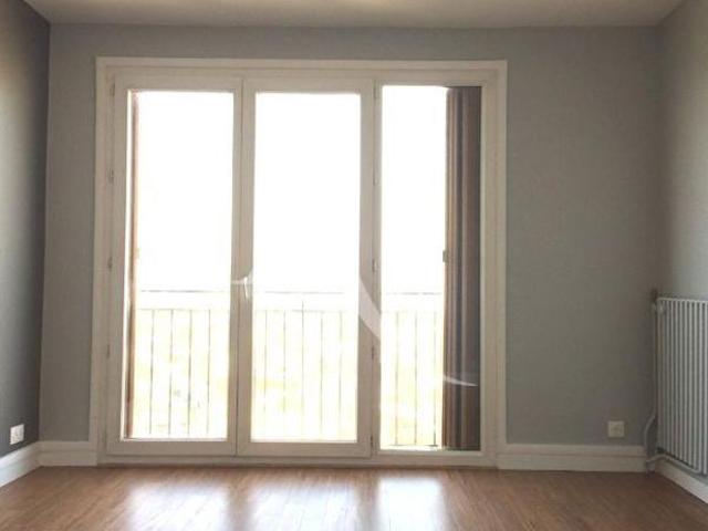 Appartement Montrouge 1 pièce s 28.83 m2