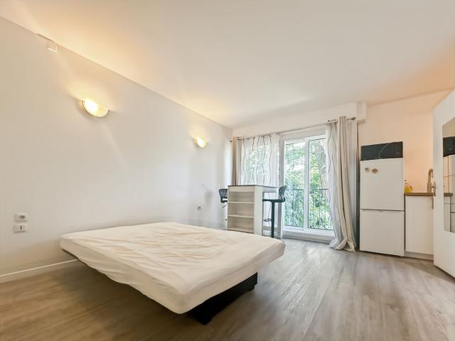 Appartement Montreuil 1 pièce s 22.15 m2 / SECTEUR HOPITAL