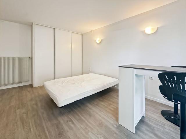 Appartement Montreuil 1 pièce s 22.15 m2 / SECTEUR HOPITAL