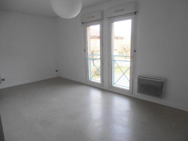 Appartement Montreal La Cluse 1 pièce s 25.0 m2