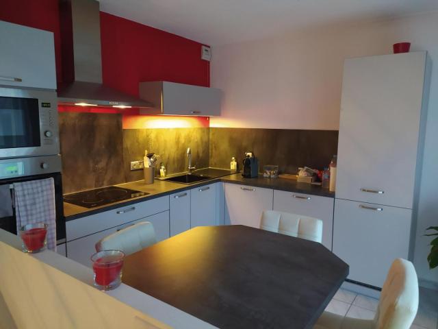 Appartement Montreal La Cluse 3 pièce s 57.84 m2
