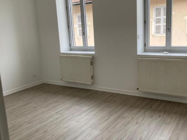 Appartement Montreal La Cluse 3 pièce s 73.63 m2