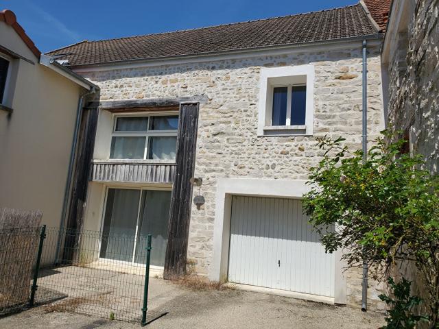APPARTEMENT MONDEVILLE 3 pièce s 88.04 m2