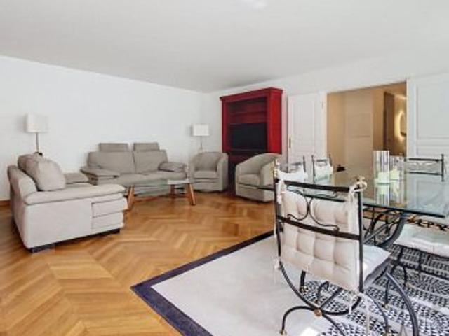 Appartement • Monnaie
