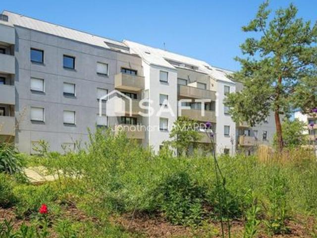 Appartement moderne avec balcon et parking, dans une résidence sécurisée