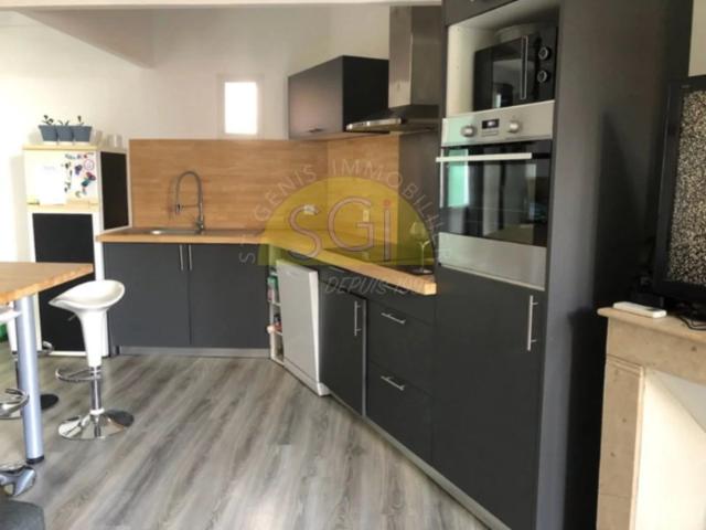 Appartement moderne à Saint Génis des Fontaines