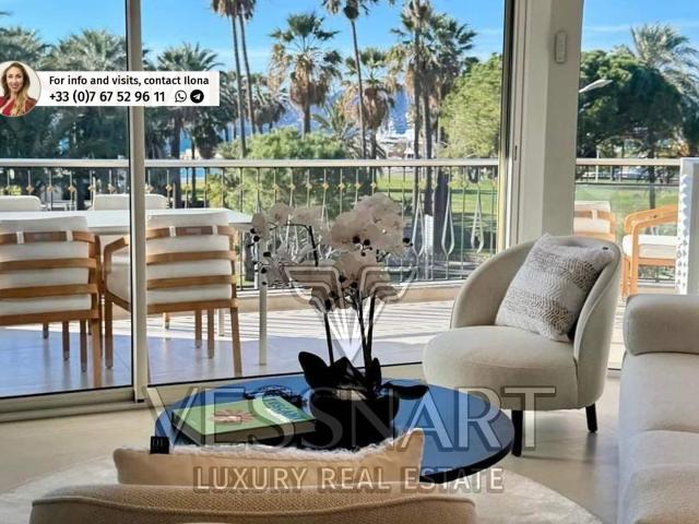 Appartement moderne rénové sur la Croisette avec vue mer