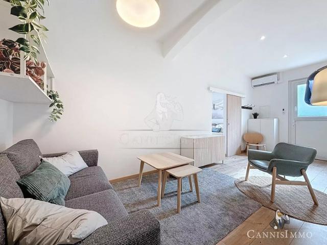 Appartement moderne 2 pièces à Croix des Gardes, Cannes