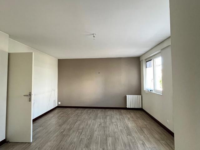 Appartement Moulins 2 pièce s