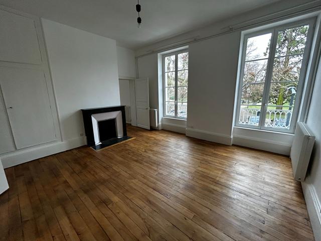 Appartement Moulins 3 pièce s 69.56 m2