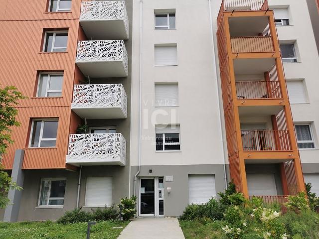 Appartement Nantes 3 pièce s 56.60 m2 + balcon cave et place de parking