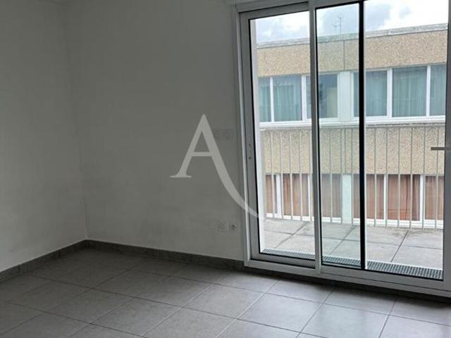 Appartement Nantes 1 pièce s 26.95 m2