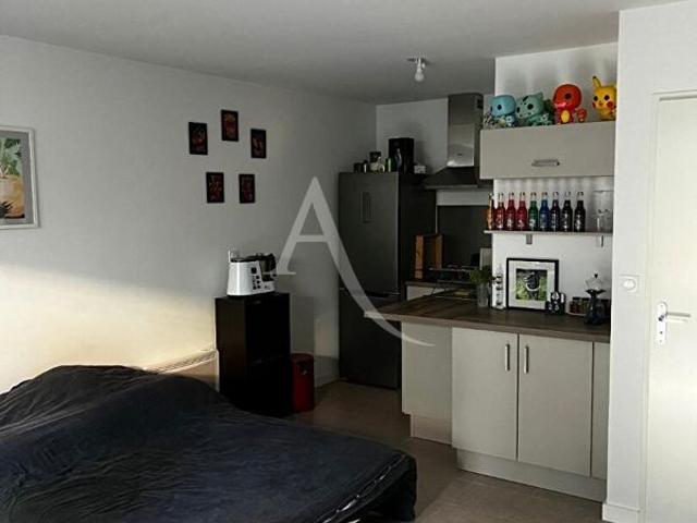 Appartement Nantes 1 pièce s 31.7 m2