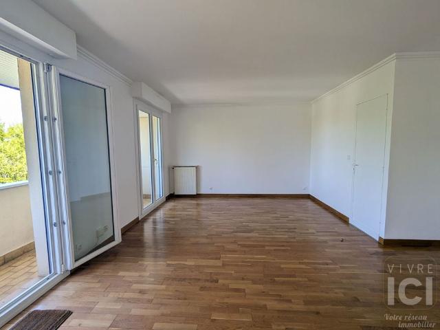 Appartement Nantes Jules Verne 4 pièce s 92.80 m2 Balcon Parking Cave /