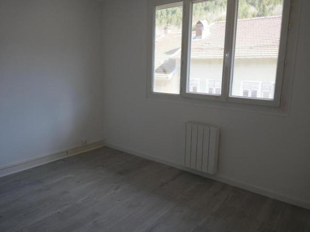 Appartement Nantua 3 pièce s 68.4 m2