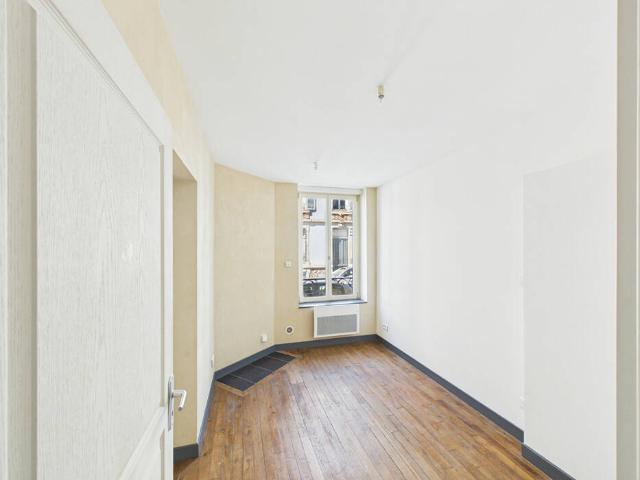 Appartement Nancy 2 pièce s cour privative
