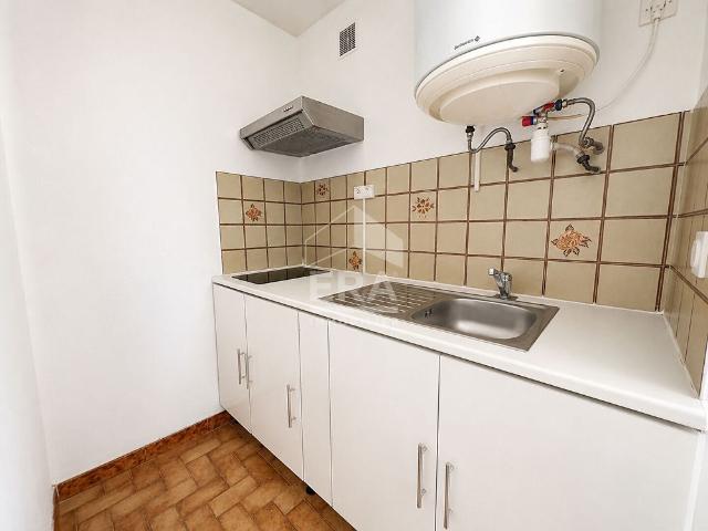 Appartement Narbonne 1 pièce s 24 m2