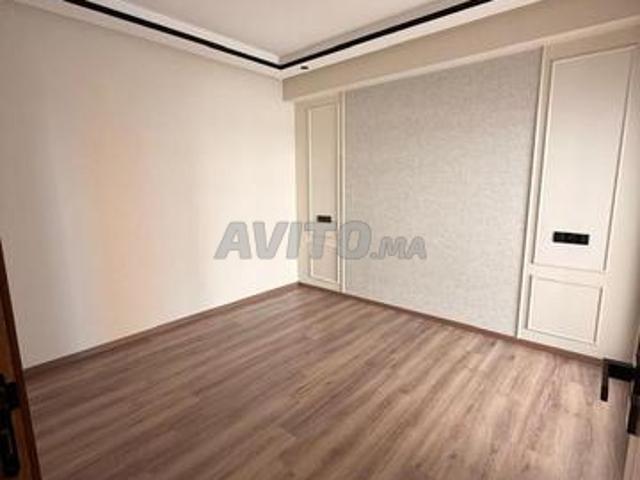 Appartement neuf à louer à MAARIF