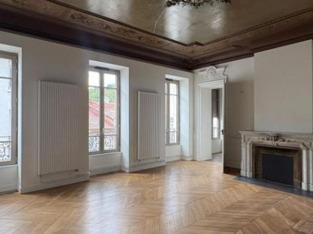 Appartement neuf à Rive De Gier à louer Locagestion, expert en gestion locative