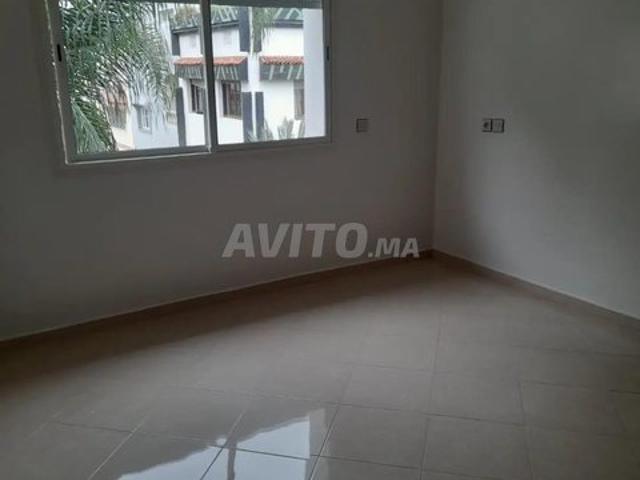 Appartement neuf bien placé à nahda 1 rabat