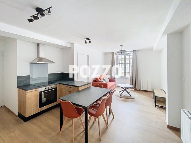 APPARTEMENT NEUF DE TYPE F2 MEUBLE A LOUER DE HAUT STANDING PROCHE HYPER CENTRE AVEC CELLIER