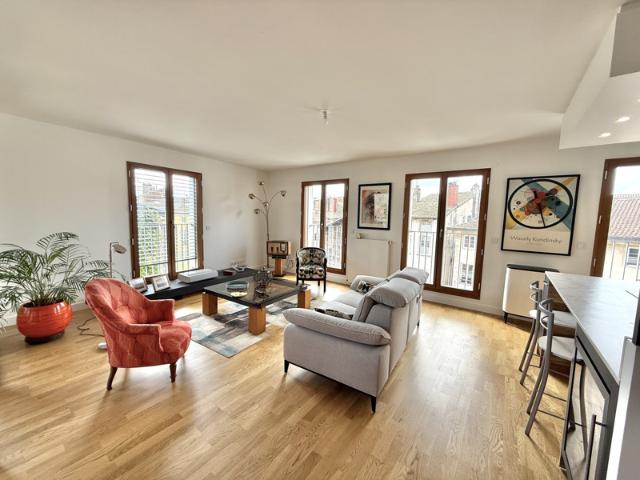 APPARTEMENT NEUF T4/T5 BIS DE STANDING AU DERNIER ÉTAGE