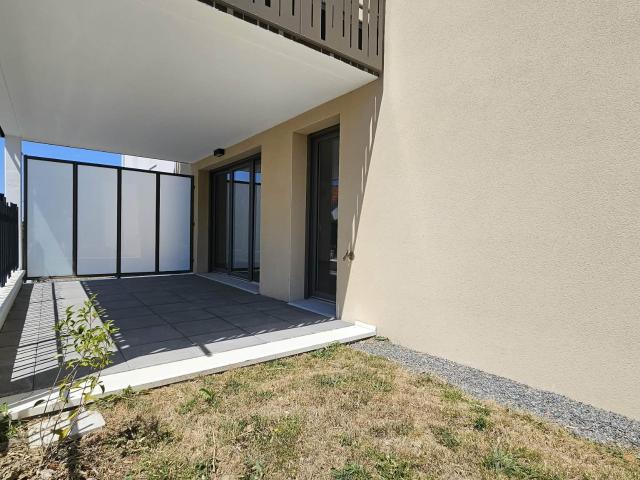 Appartement neuf 2 chambres avec jardinet en centre ville