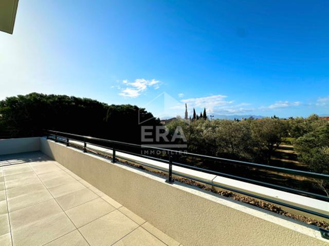 Appartement neuf 3 chambres Double terrasse Double garage sécurisé avec vue mer et Canigou à Perpignan Dernier étage, grand standing