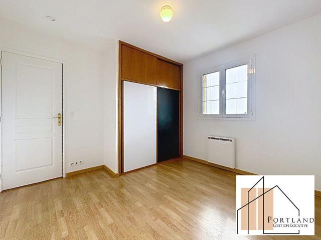 Appartement Neuilly Sur Marne 3 pièce s 72 m2